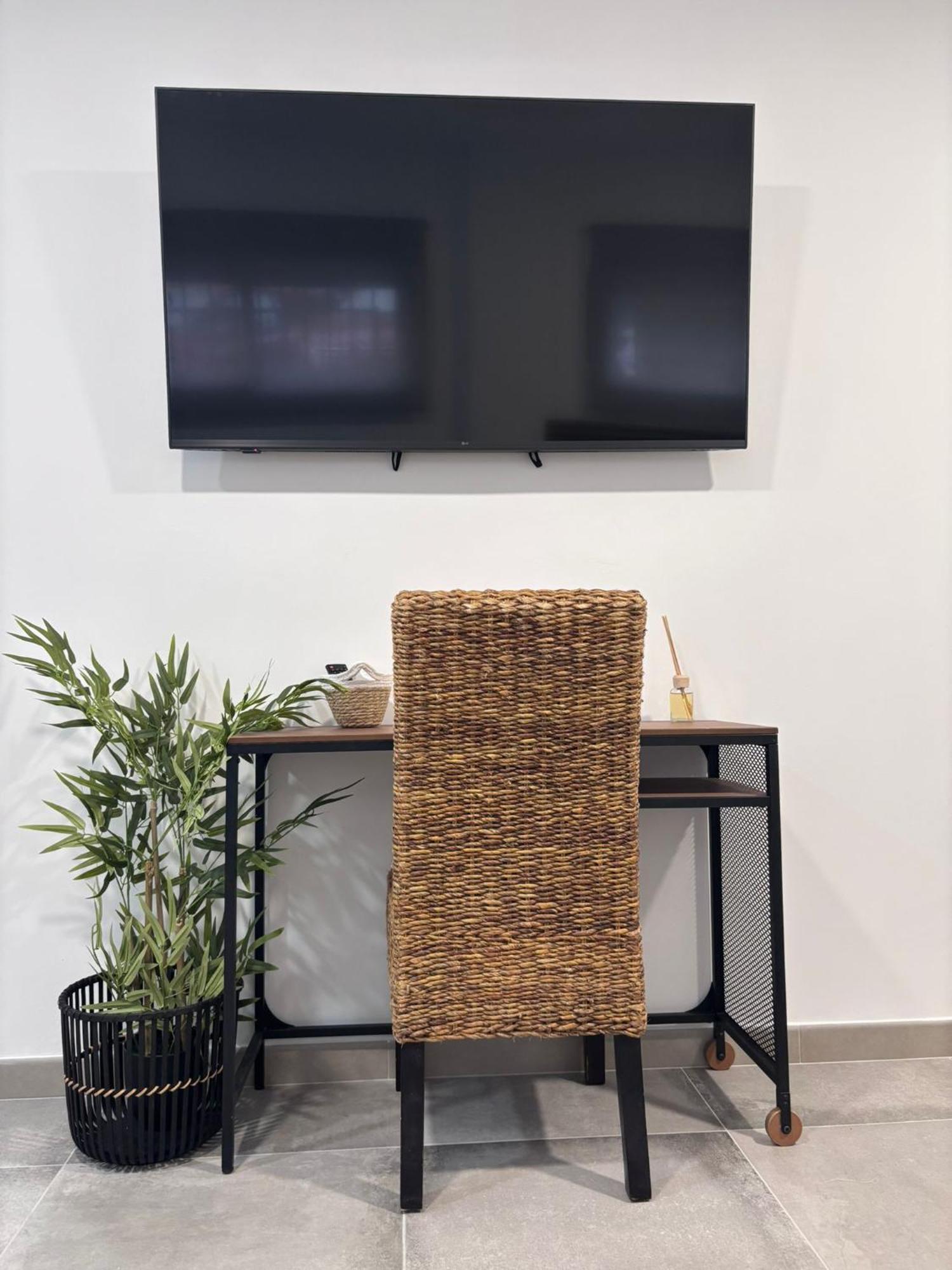 Centrico Y Moderno Estudio Apartment